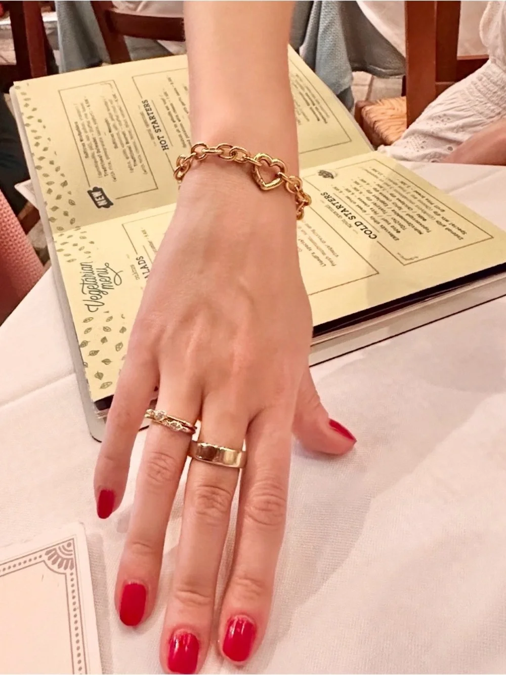 Gold Heart Bracelet Carabiner Chunky Chain 18K Gold over Stainless Steel Tiffany